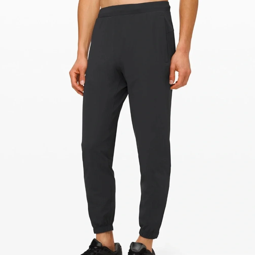 Lululemon Surge Jogger 29" in Obsidian Size L